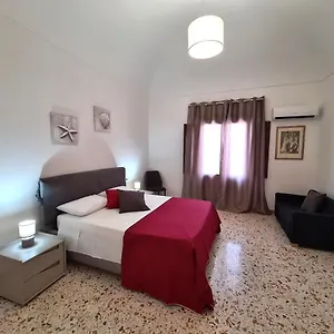 https://casa-lara.sicilyhotelsitaly.net